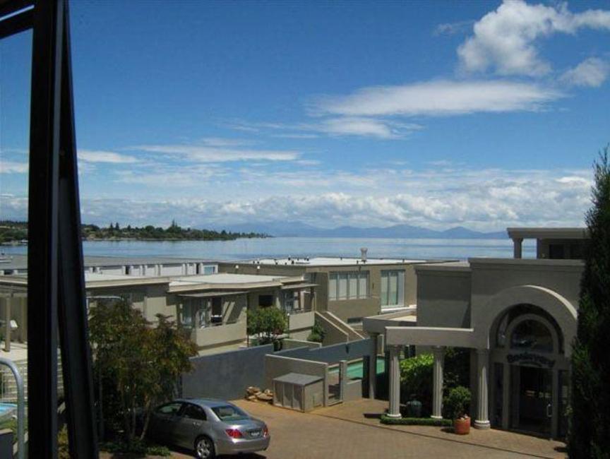 The Cove- On The Lake Taupo Bagian luar foto