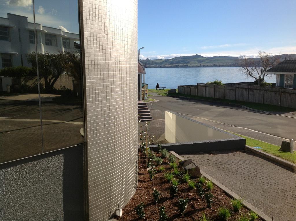 The Cove- On The Lake Taupo Bagian luar foto